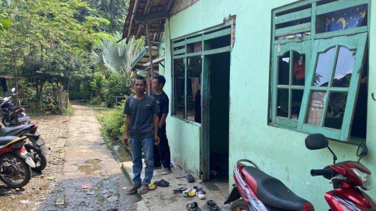 Suasana kediaman RA (23) wanita asal Parung Panjang yang tewas mengenaskan di Bali, Sabtu (4/5/2024)