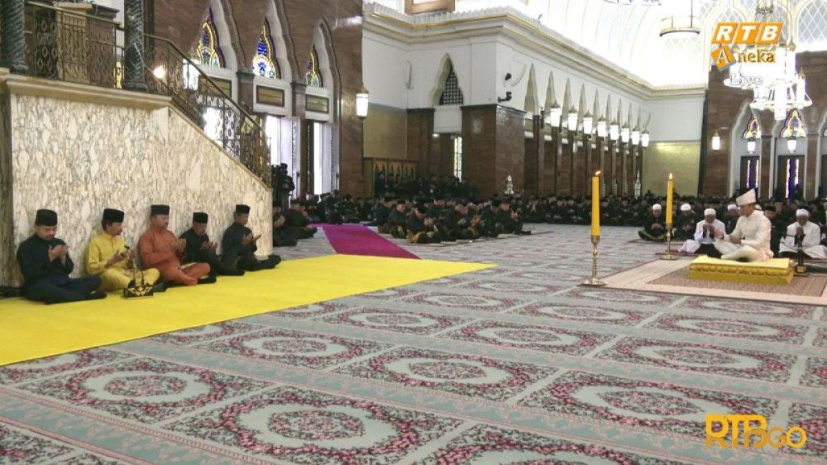 Suasana penikahan Pangeran Abdul Mateen