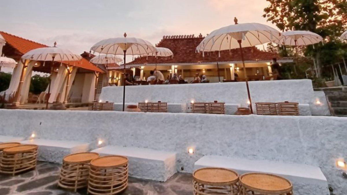WISATA KULINER - Potret Suwatu by Mil&Bay disadur dari Kompas.com pada Kamis (3/4/2025). Suwatu by Mil&Bay ada di Sumberwatu, Sambirejo, Prambanan, Kabupaten Sleman, Yogyakarta.