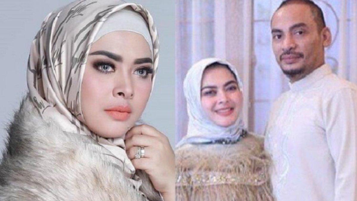 Syahrini dan adiknya, Aisyahrani beserta suaminya, Jefrry Geovani
