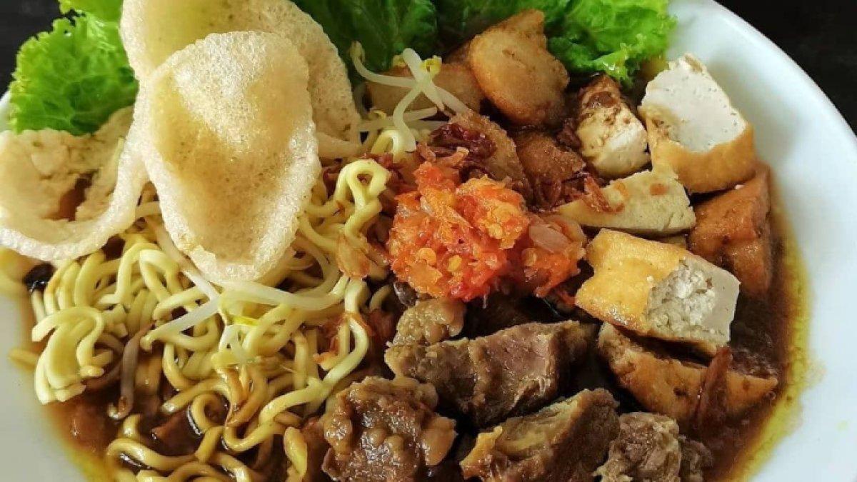 REKOMENDASI KULINER ENAK: Tahu Campur