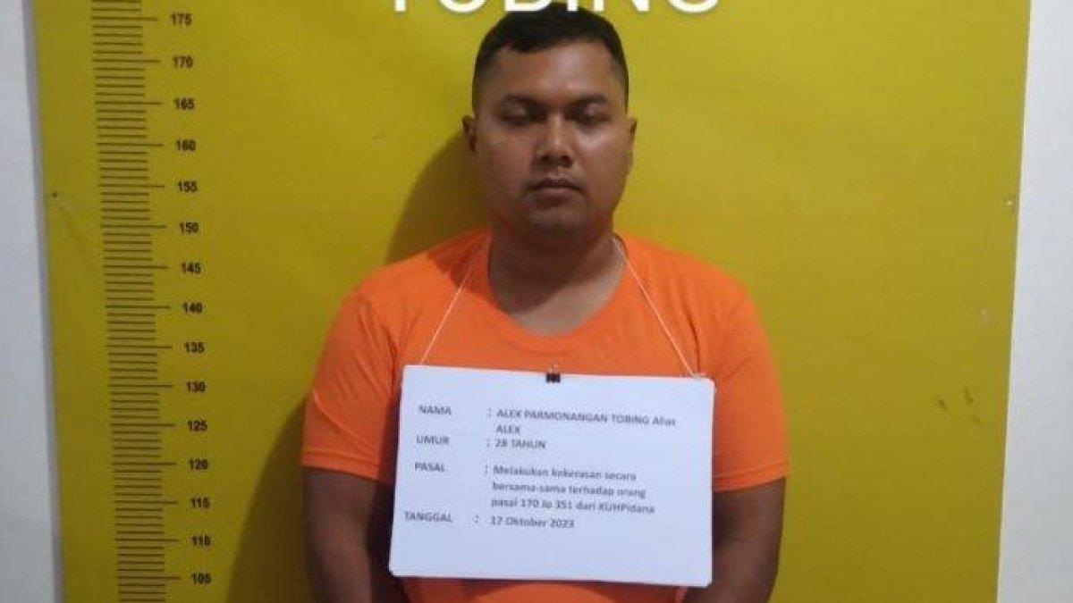 Tampang Alex Parmonangan Tobing (28) anak durhaka k