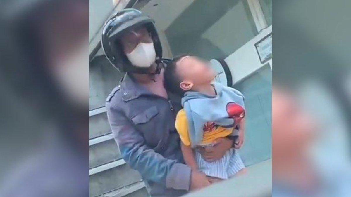Tangkap layar Pria di Surabaya Tega Cubit Anak Kandung di Depan Umum