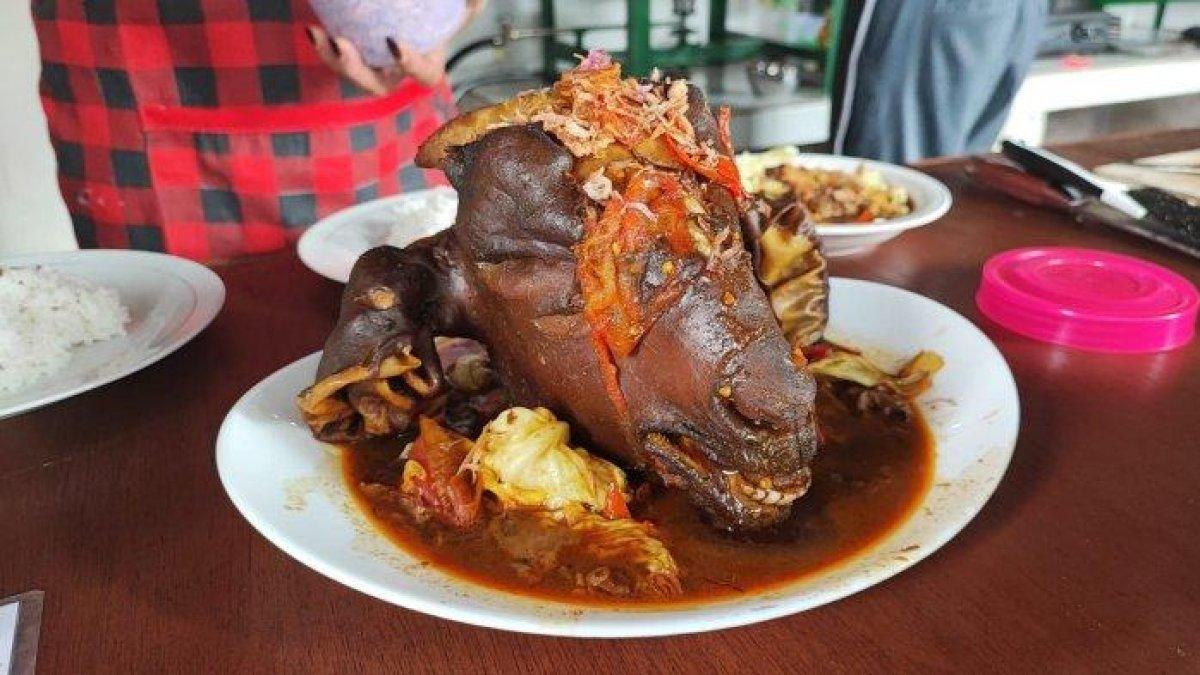 KULINER KLATEN: Tengkleng Kepala Kambing Warung Tengkleng Ndas Sor Duren Pedan Klaten