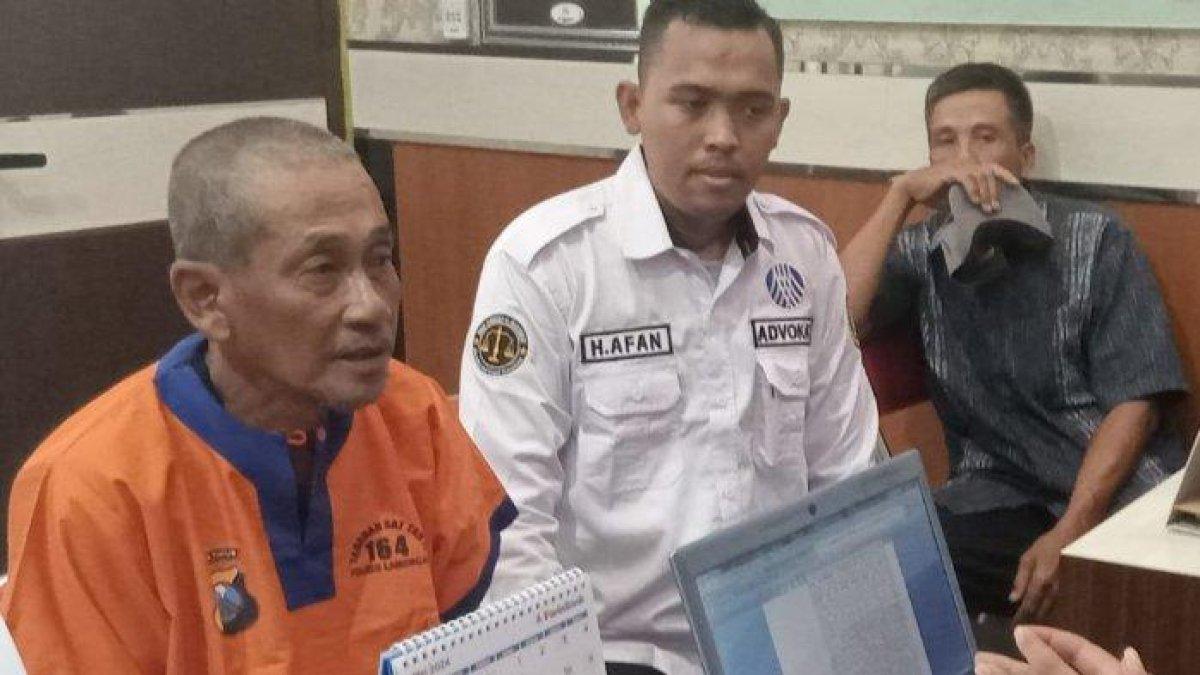 Tersangka Andik Setiawan diamankan