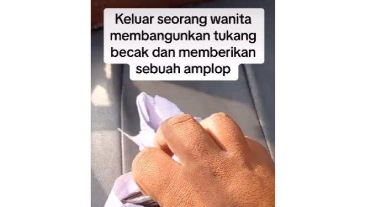 Tukang becak diprank wanita tak dikenal