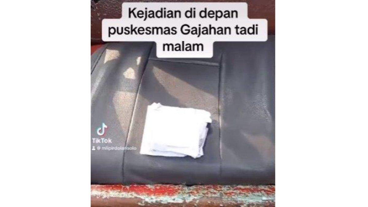 Tukang becak itu mendapat sedekah yang ternyata palsu.