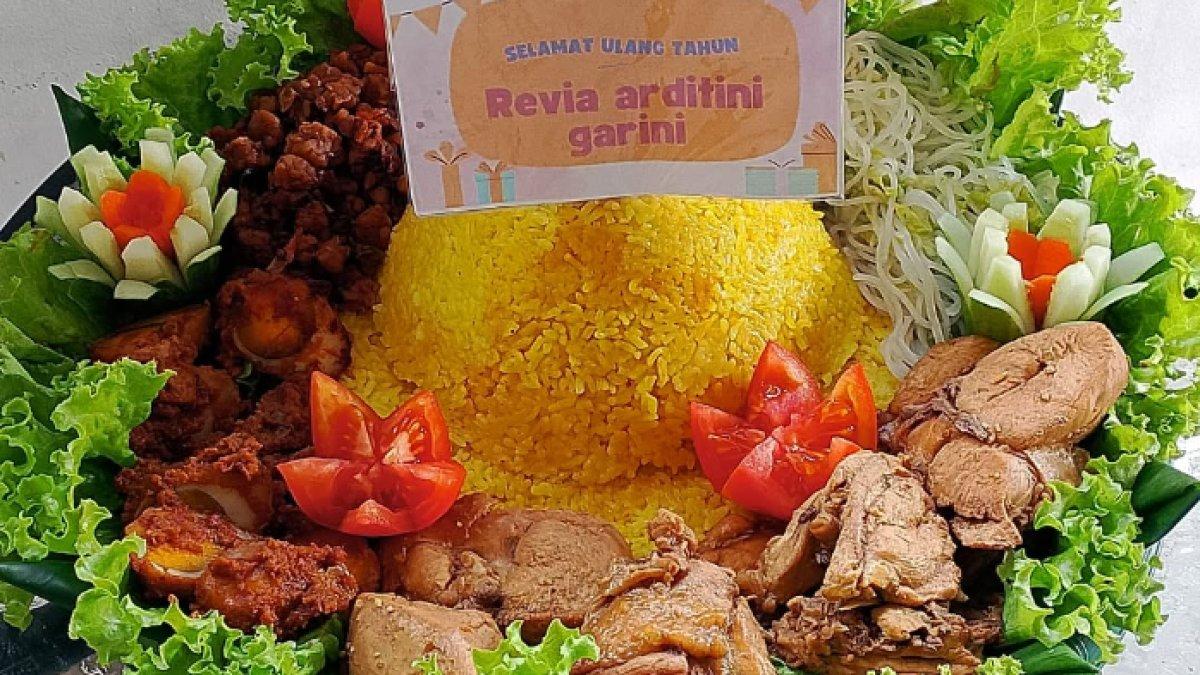 REKOMENDASI KULINER LEZAT: