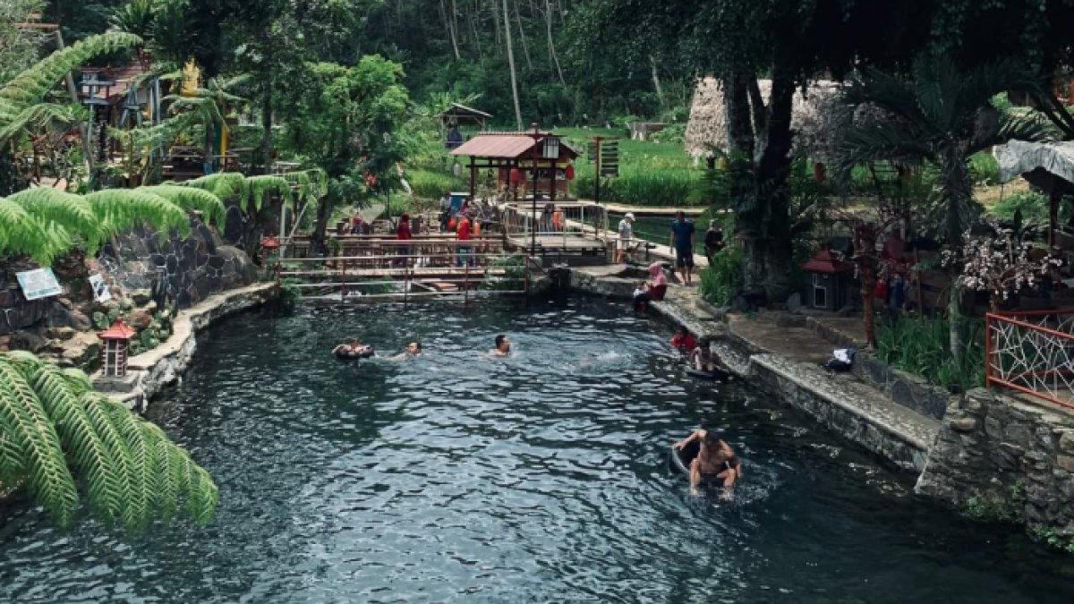 WISATA ALAM - Potret wisata Umbulan Tanaka diambil dari Instagram pada Kamis (6/3/2025). Umbulan Tanaka berlokasi di Dusun Arjomulyo, Desa Bangelan, Kecamatan Wonosari.