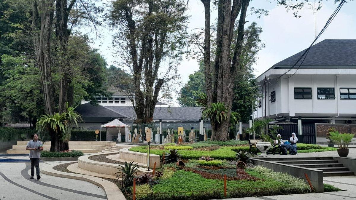 WISATA DI BANDUNG - Ilustrasi Taman Sejarah Bandung