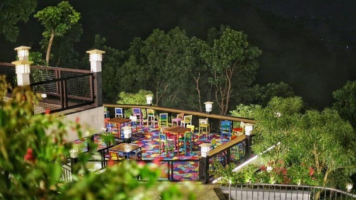 WISATA DI JOGJA - Penampakan Kafe Outdoor Litto Jogja.