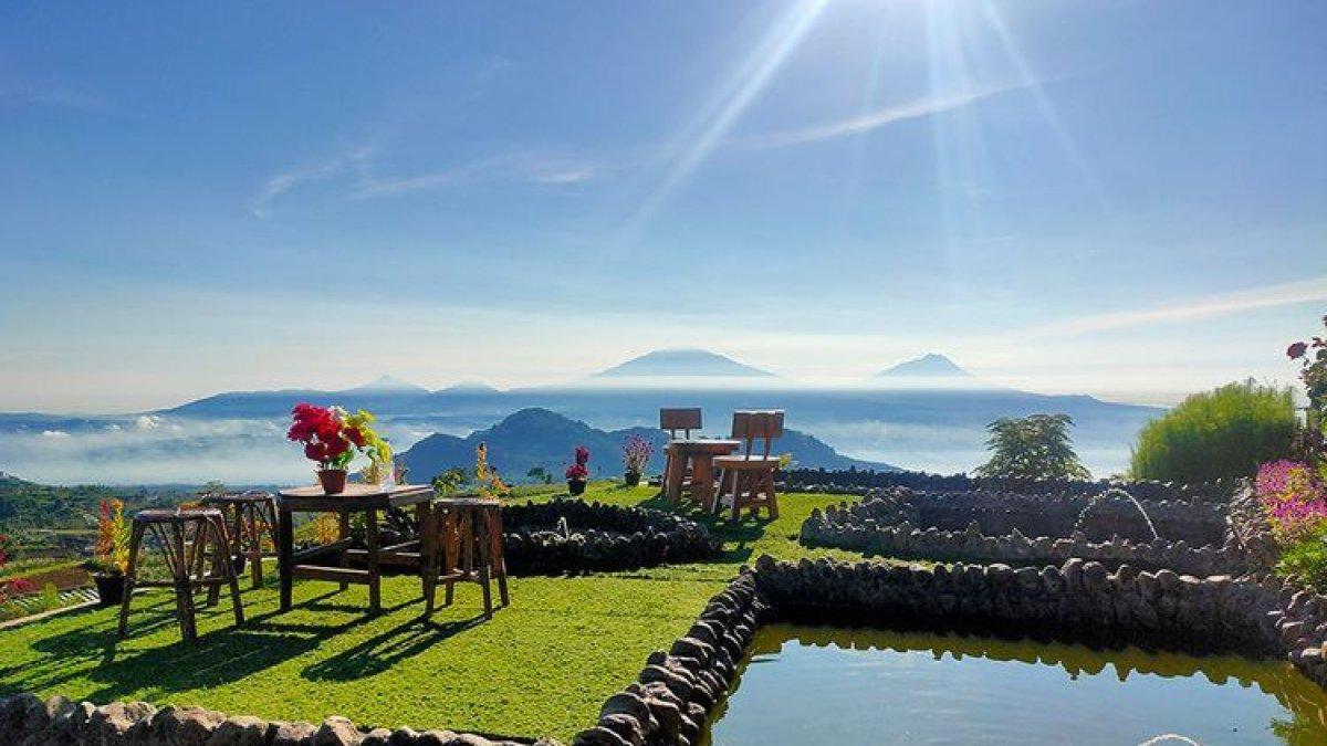 WISATA DI MAGELANG - Pemandangan indah di Silancur Highland Magelang.