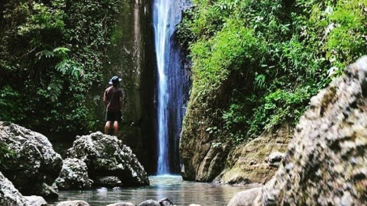 WISATA YOGYAKARTA - Curug Siluwok di Kulon Progo, Yogyakarta