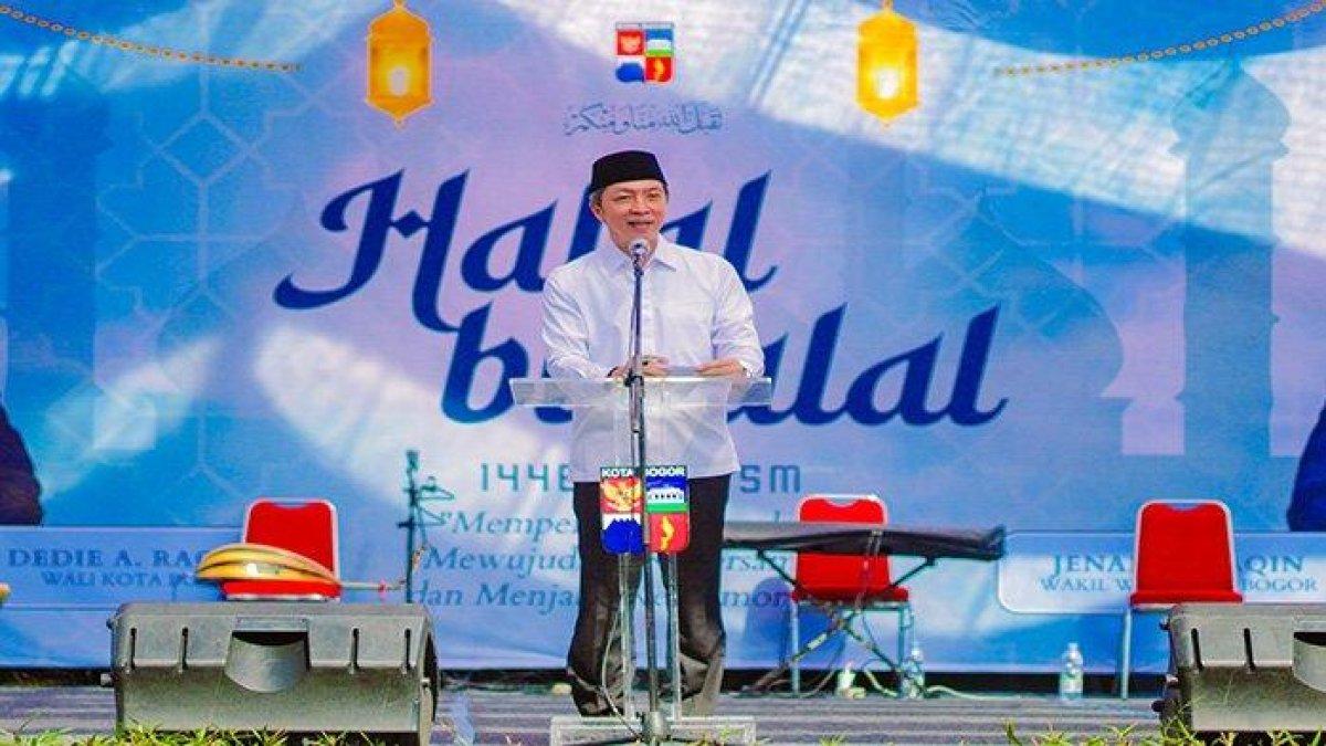 100 HARI KERJA - Wali Kota Bogor, Dedie Rachim menyampaikan komitmen Pemkot Bogor dalam menciptakan ruang publik yang aman dan nyaman serta sehat.