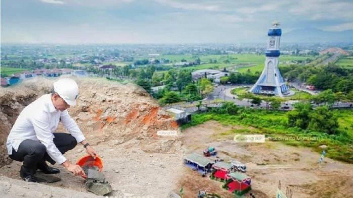 100 HARI KERJA - Kolase foto Wali Kota Mataram H Mohan Roliskana saat peletakan batu pertama pembangunan kantor wali kota Mataram pada Rabu (30/04/2025). Serta foto lanskap lokasi pembangunan kantor di Kelurahan Jempong Baru, Kecamatan Sekarbela.