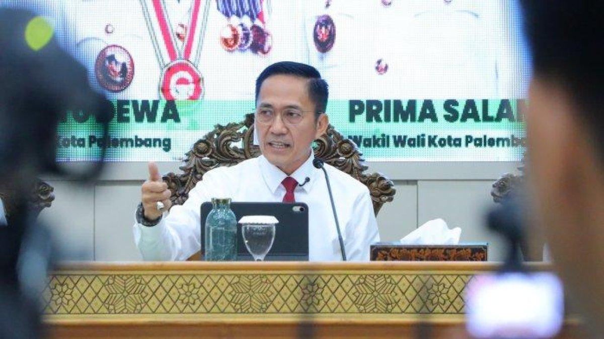 PROGRAM WALI KOTA PALEMBANG - Wali Kota Palembang Ratu Dewa menyampaikan progres 100 hari kerjanya memimpin kota Palembang.