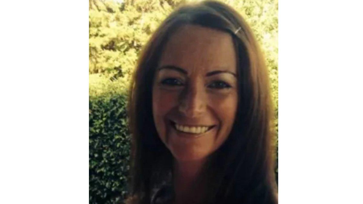 Wanita bernama Kirsty Borthoft