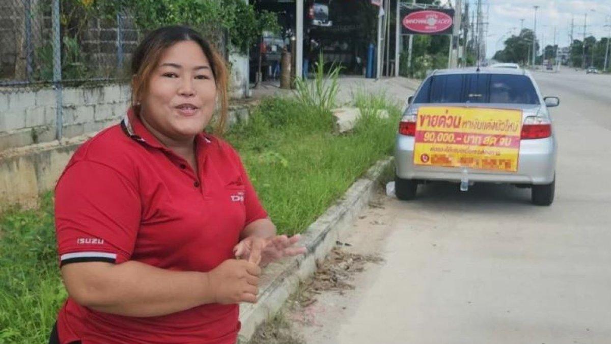 Wanita jual mobilnya demi nikahi selingkuhan.