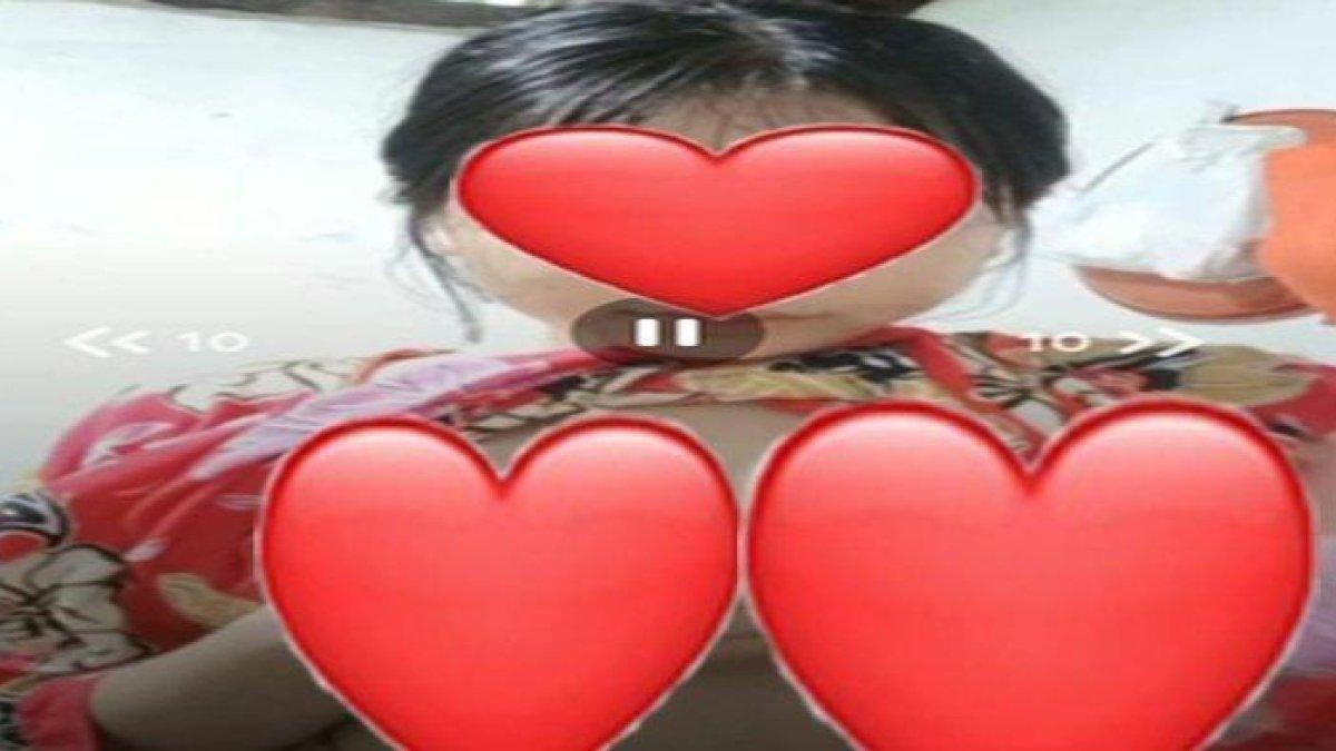 Wanita pakai dastre merah nampak pamer payudara, video syur tersebar