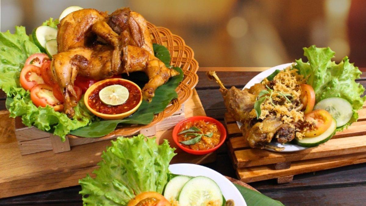 REKOMENDASI RUMAH MAKAN: Bukan cuma iga, Warung Iga Mas Yono juga punya ayam bakar dan bebek goreng yang super lezat!