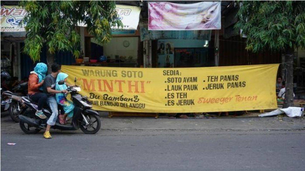 KULINER KLATEN: Warung soto Bu Minthi Delanggu