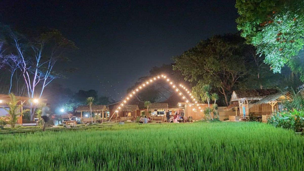 WISATA KULINER - Potret Warung Watoe Gadjah diambil dari Instagram pada Kamis (29/5/2025). Watoe Gadjah berlokasi di Ngaglik, Kabupaten Sleman, Daerah Istimewa Yogyakarta.