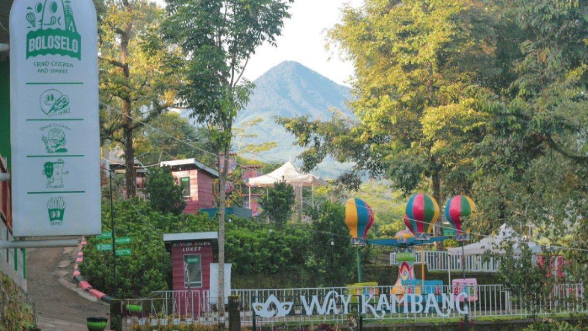 WISATA SERU - Potret Way Kambang Edupark disadur dari Kompas.com pada Kamis (8/5/2025). Way Kambang Edupark ada di Selopajang Timur, Blado, Kabupaten Batang, Jawa Tengah.