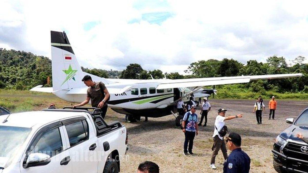 PERBATASAN RI-MALAYSIA - Wilayah perbatasan RI-Malaysia di Kaltara tidak bisa dilewati menggunakan jalur darat, masyarakat terpaksa menggunakan mode pesawat bahkan antar kecamatan di Apau Kayan, Malinau, Kalimantan Utara. Foto diambil pada bulan April 2025. Kondisi ini membutuhkan perhatian pemerintah pusat.