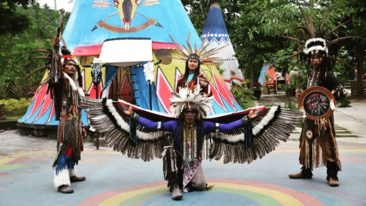 WISATA SERU - Potret Wisata Kampung Indian diambil dari Instagram pada Jumat (11/4/2025). Wisata Kampung Indian terletak di Kediri, Jawa Timur.