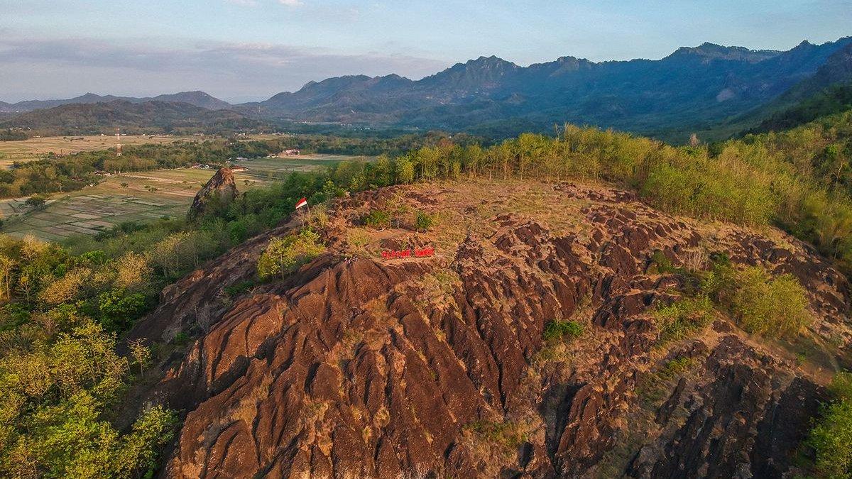 WISATA DI SUKOHARJO - Wisata Platar Ombo yang ada di Kabupaten Sukoharjo.