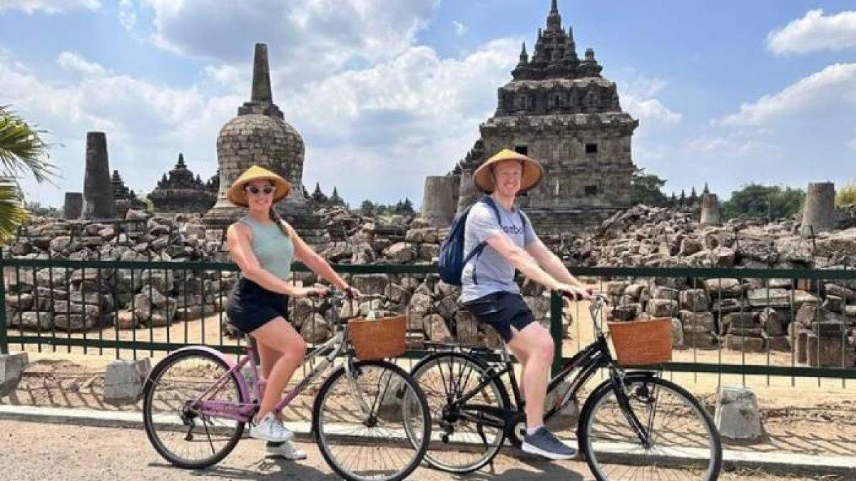 WISATA SEPEDA KLATEN: Wisata bersepeda ke Candi Prambanan
