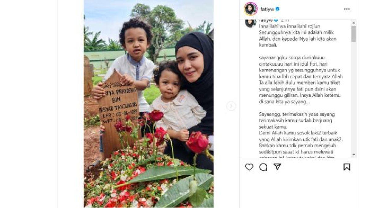 Zulfati Indraloka ziarah ke makam Babe Cabita
