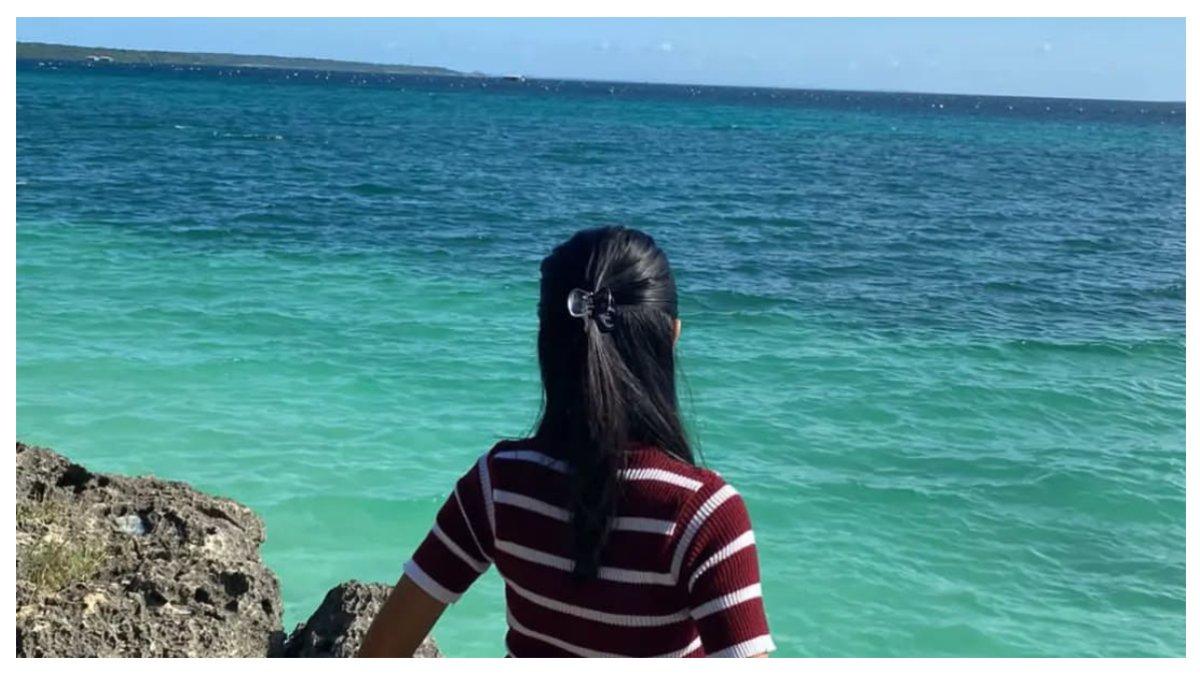 Kejernihan air laut di Pantai Baliana