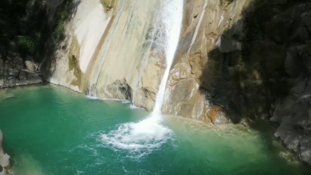 Air Terjun Bi'Aki