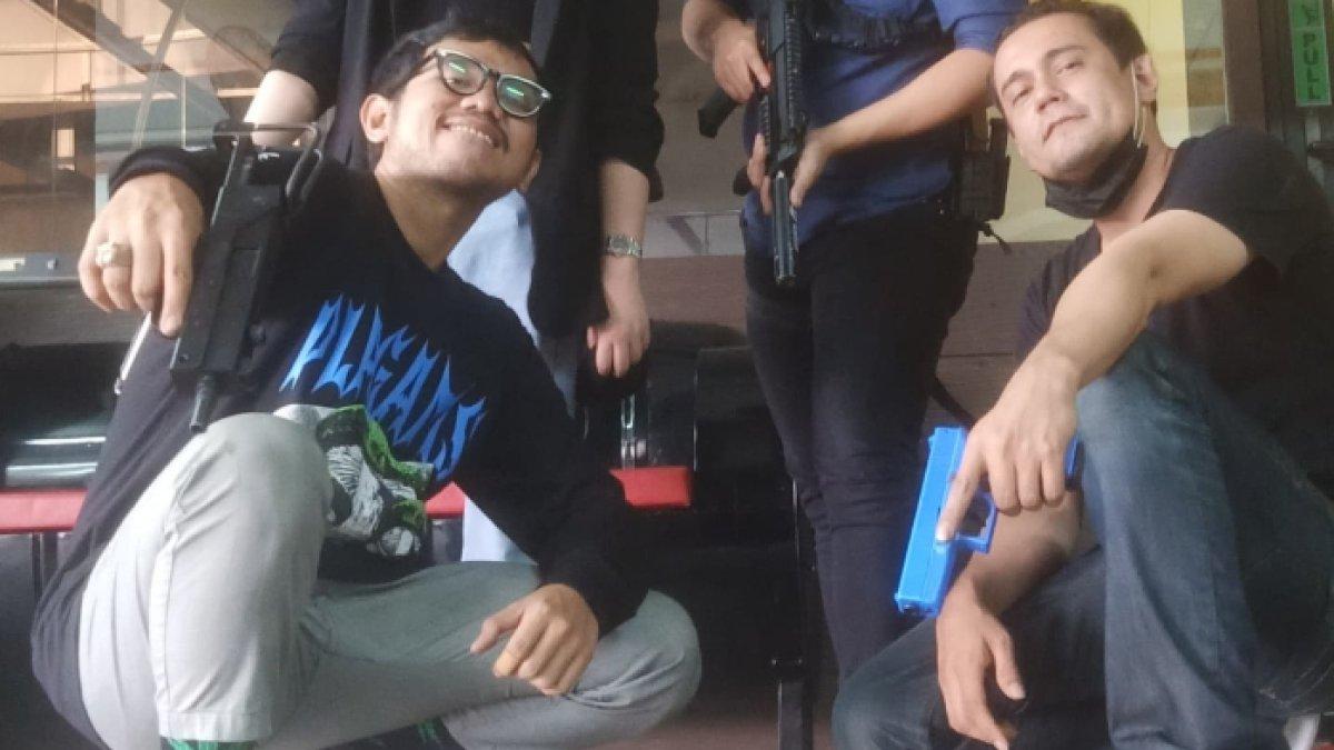 Bobby Joseph kini memiliki hobi baru yaitu menembak