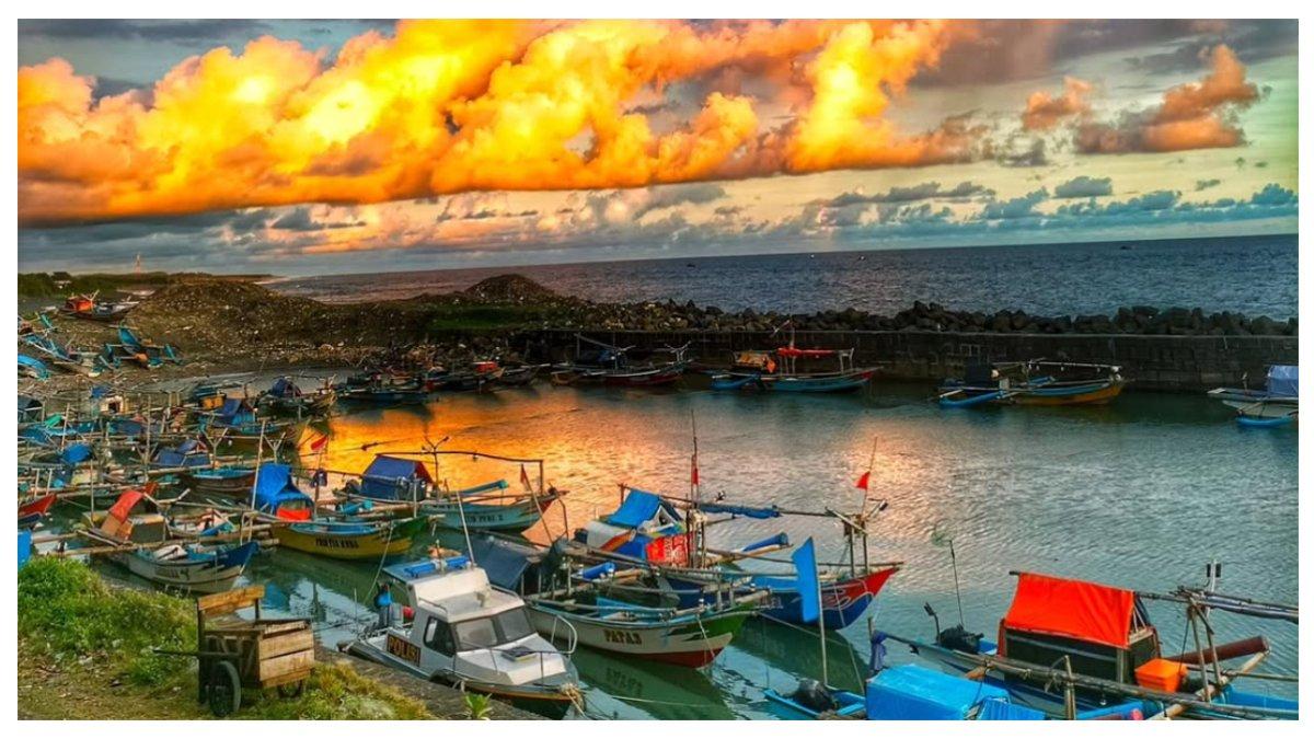 Pantai Cipatujuah