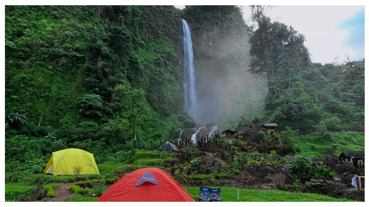 Pemandangan di Curug Citambur