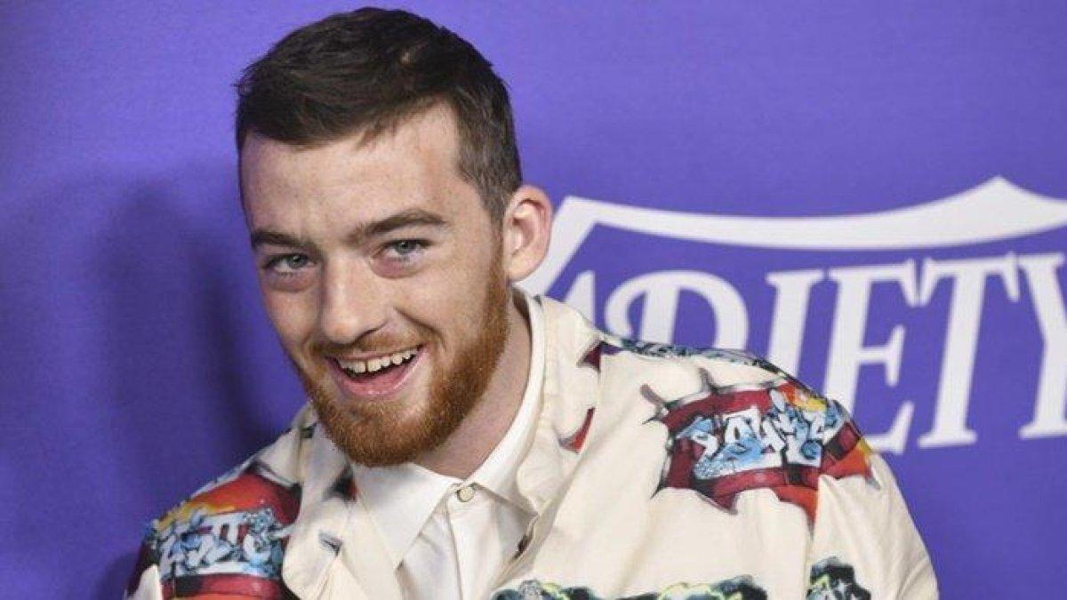 Conor Angus Cloud Hickey atau lebih dikenal dengan Angus Cloud.