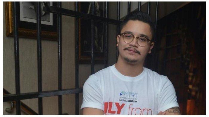 Derby Romero ditemui di Hard Rock Cafe, Pasific Place, Jakarta, Kamis (9/6/2016).