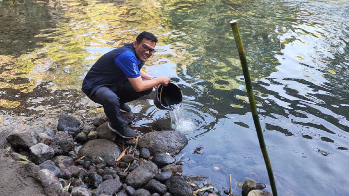 Direktur Sustainability Development Danone Indonesia, Karyanto Wibowo