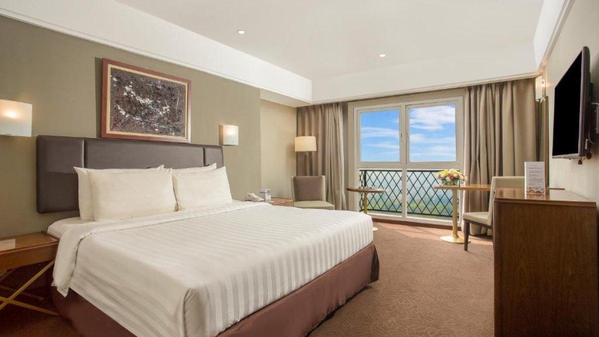 HOTEL DI BOGOR - Swiss-Belhotel Bogor, salah satu rekomendasi hotel bintang 4 buat staycation akhir pekan di Bogor.