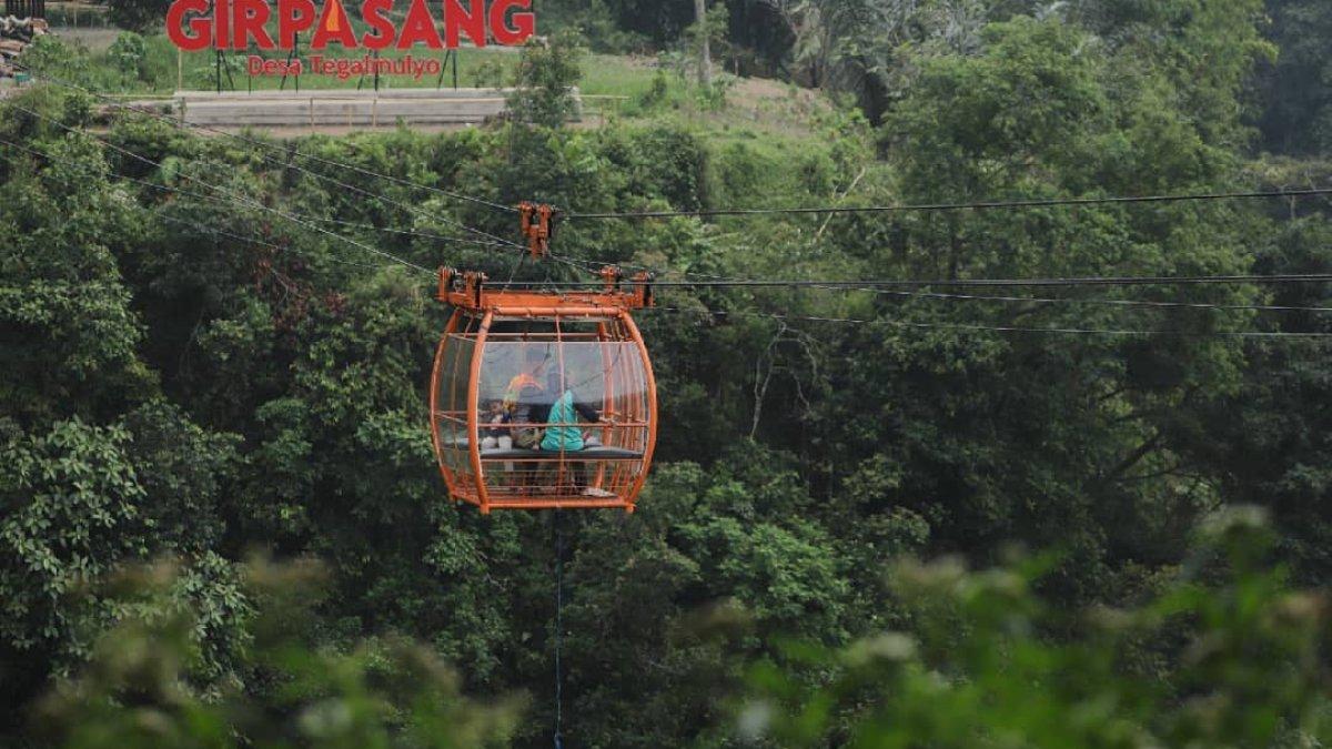 OBYEK WISTA KLATEN: Suasa sejuk di Gondola Girpasang