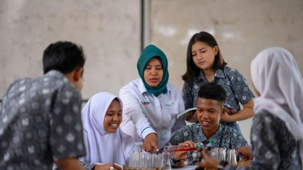 Ilustrasi Beasiswa PT Antam.