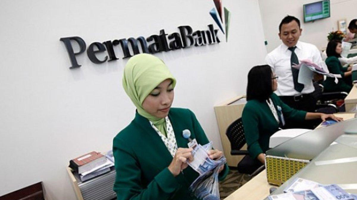 Ilustrasi frontliner Bank Permata.