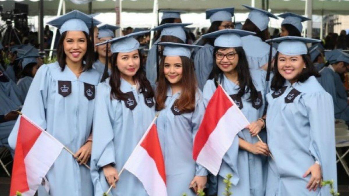 Ilustrasi mahasiswa beasiswa kuliah gratis di luar negeri.