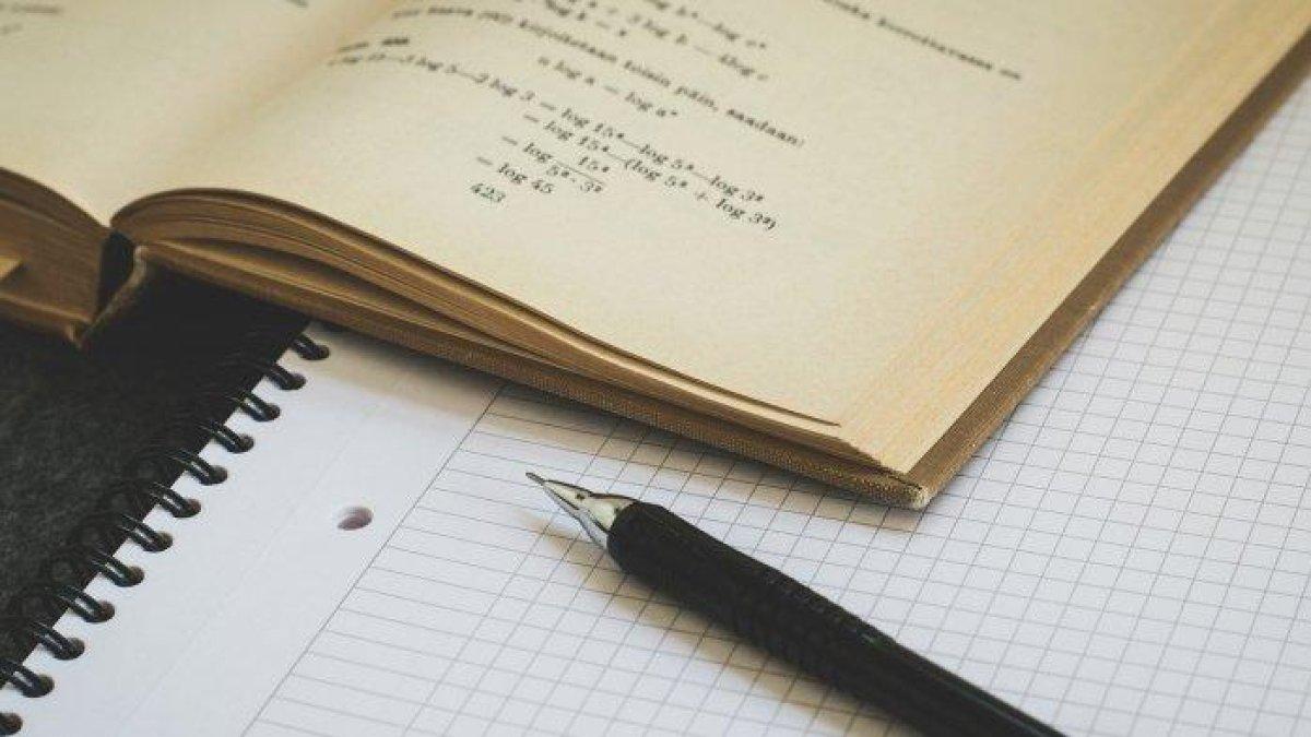Berikut kumpulan contoh latihan soal ujian sekolah atau ujian satuan pendidikan (USP) Matematika Kelas 6 SD/MI dengan total 20 soal pilgan lengkap dengan Kunci Jawaban.