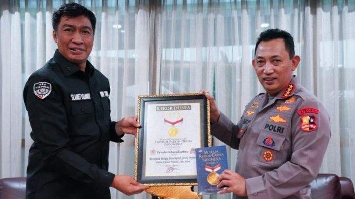 Irjen Slamet Uliandi dan Kapolri Jenderal Listyo Sigit Prabowo.
