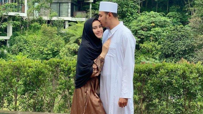 Kartika Putri dan Habib Usman