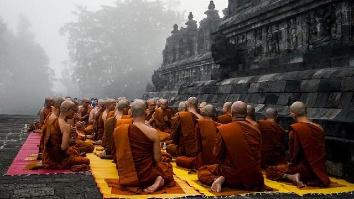 Simak 20 kunci jawaban soal Pendidikan Agama Buddha kelas 5 SD Semester 1 Kurikulum Merdeka Tahun Ajaran 2023-2024, tentang Buddha Dhamma.