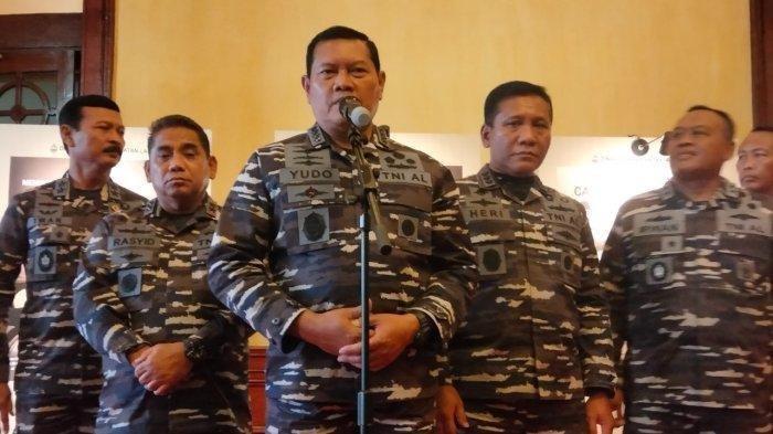 Kepala Staf Angkatan Laut (KSAL) Laksamana TNI Yudo Margono bersama jajaran di Gedung Balai Samudera, Kelapa Gading, Jakarta Utara pada Senin (20/6/2022).